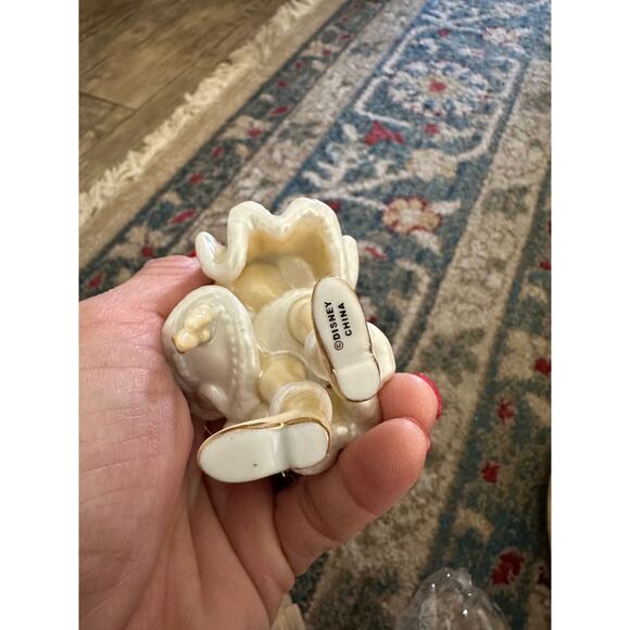 Lenox Disney Showcase Snow White and The Prince Charming Dancing Figurine - Picture 3 of 3